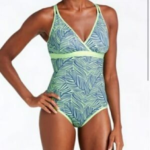 L.L. Bean One Piece Green Blue Print Tank Swimsuit Swimsuit UPF 50+ Women’s